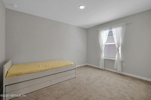 383 NARROWLEAF Drive, St. Johns, FL 32259