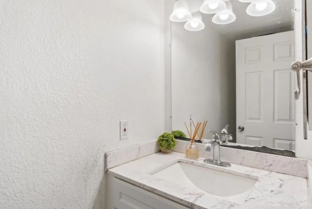 846 Friendly Circle, El Cajon, CA 92021