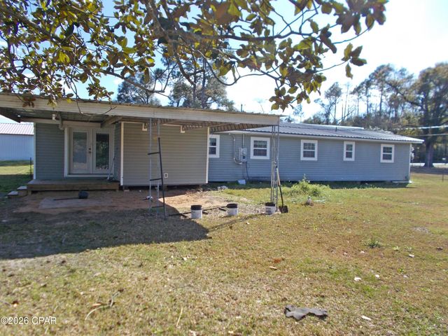 8072 Joseph Street, Sneads, FL 32460