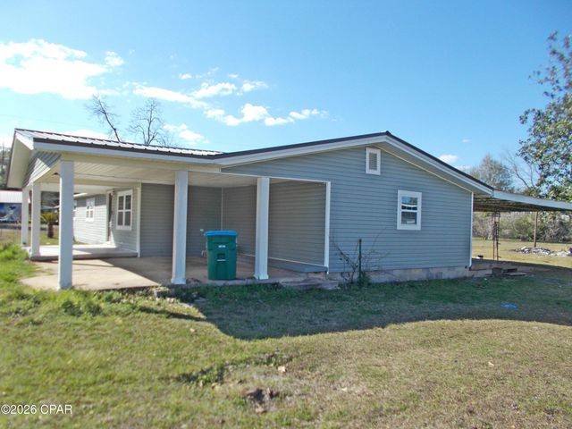 8072 Joseph Street, Sneads, FL 32460