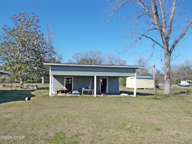 8072 Joseph Street, Sneads, FL 32460