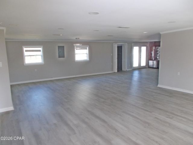 8072 Joseph Street, Sneads, FL 32460