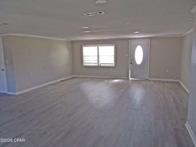 8072 Joseph Street, Sneads, FL 32460