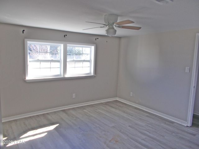 8072 Joseph Street, Sneads, FL 32460