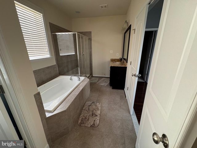 2606 SAINT NICHOLAS WAY, Lanham, MD 20706