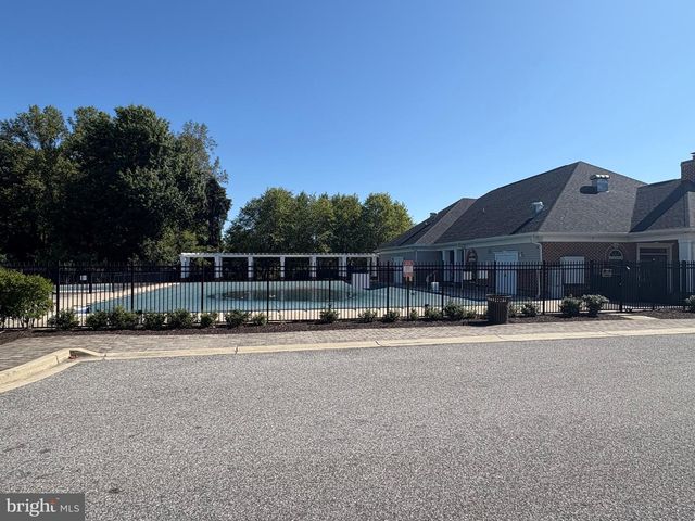 2606 SAINT NICHOLAS WAY, Lanham, MD 20706