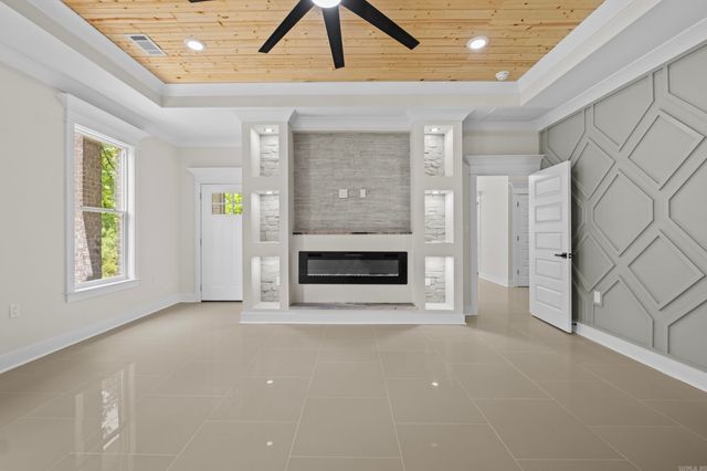 8552 Rapid Water Dr, Sherwood, AR 72120