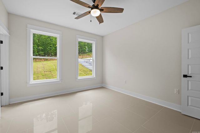 8552 Rapid Water Dr, Sherwood, AR 72120