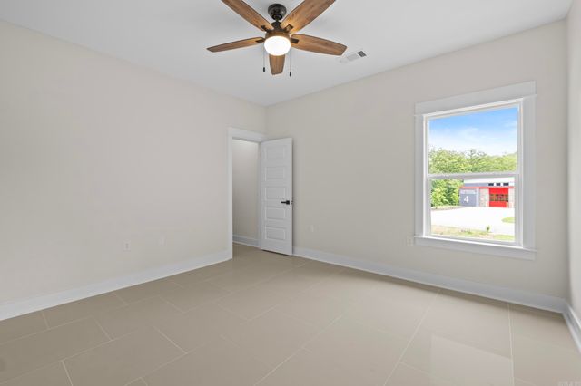 8552 Rapid Water Dr, Sherwood, AR 72120