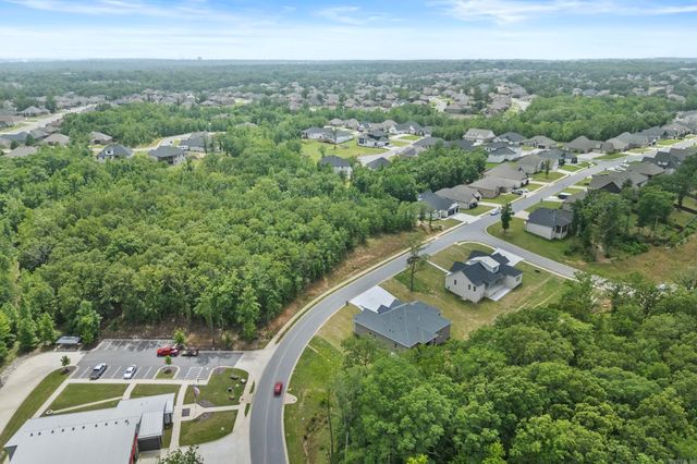 8552 Rapid Water Dr, Sherwood, AR 72120