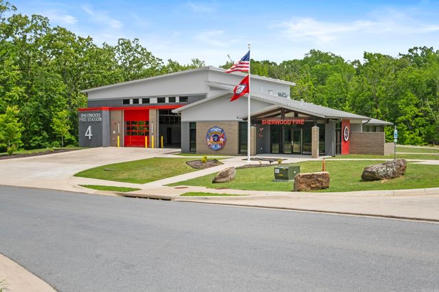 8552 Rapid Water Dr, Sherwood, AR 72120