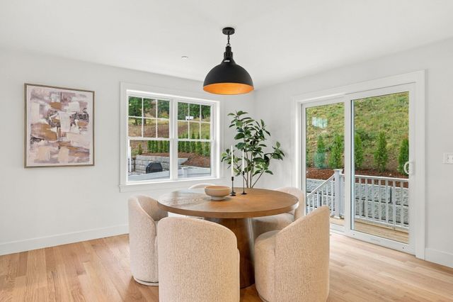 5 Sylvan Hill Crossing, Haverhill, MA 01830