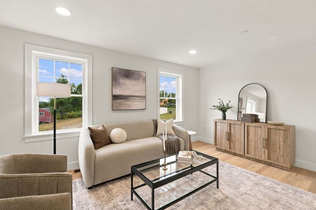 5 Sylvan Hill Crossing, Haverhill, MA 01830
