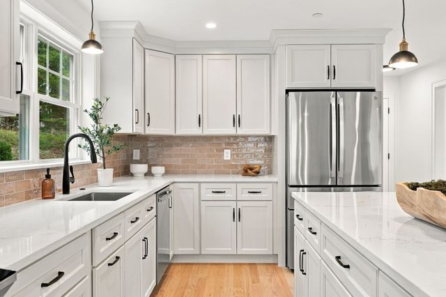 5 Sylvan Hill Crossing, Haverhill, MA 01830