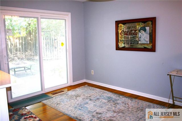 3 Piccadilly Circus 103, Sayreville, NJ 08872