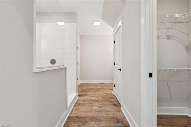 5661 Fairfield LN, Hayes, VA 23072