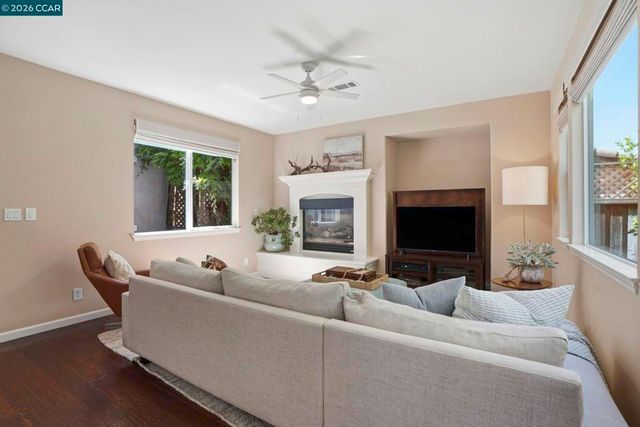 1630 Angsley Ln, San Ramon, CA 94582