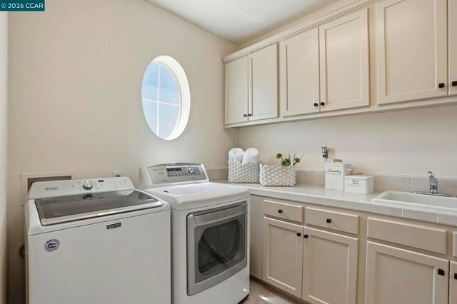 1630 Angsley Ln, San Ramon, CA 94582