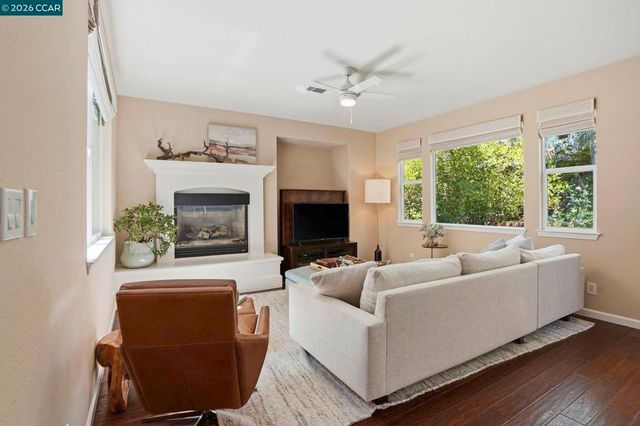 1630 Angsley Ln, San Ramon, CA 94582