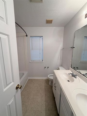 17407 S Sienna Cove Lane, Houston, TX 77083