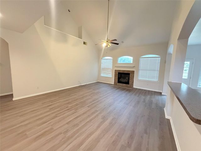 17407 S Sienna Cove Lane, Houston, TX 77083