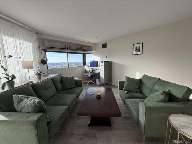 100 Park Ave 1201, Denver, CO 80205