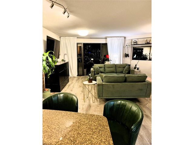 100 Park Ave 1201, Denver, CO 80205