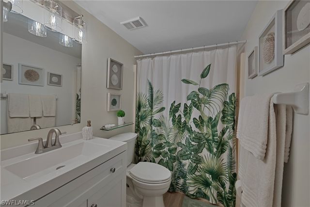 15161 Cedarwood LN 1105, Naples, FL 34110