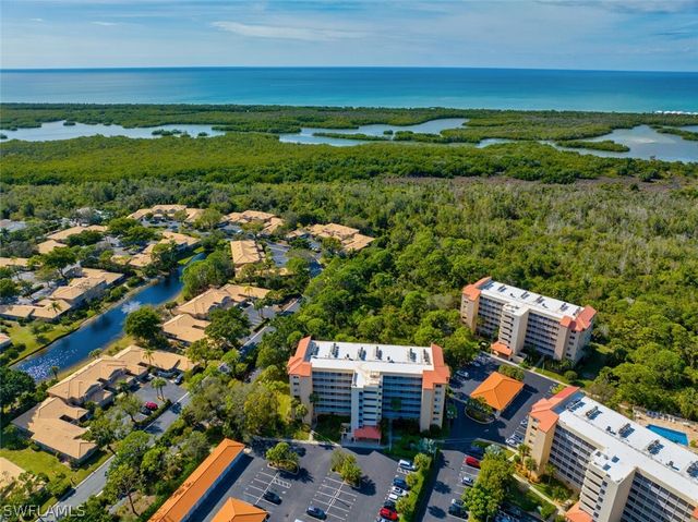 15161 Cedarwood LN 1105, Naples, FL 34110