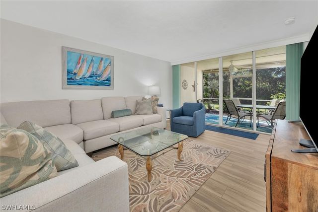 15161 Cedarwood LN 1105, Naples, FL 34110