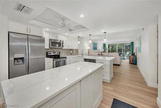 15161 Cedarwood LN 1105, Naples, FL 34110