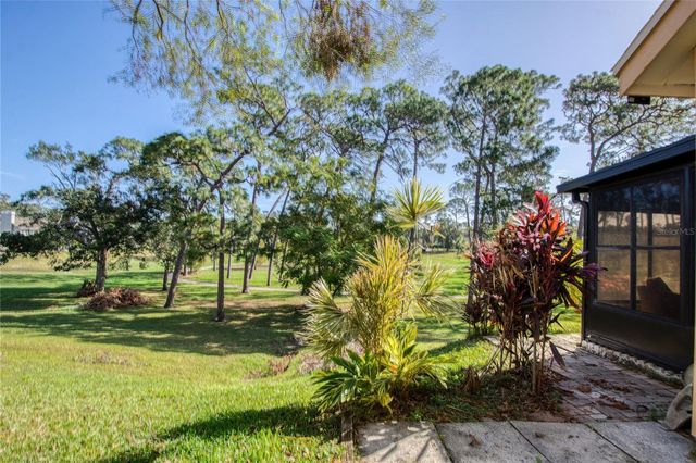 2617 BENTLEY DR, Palm Harbor, FL 34684