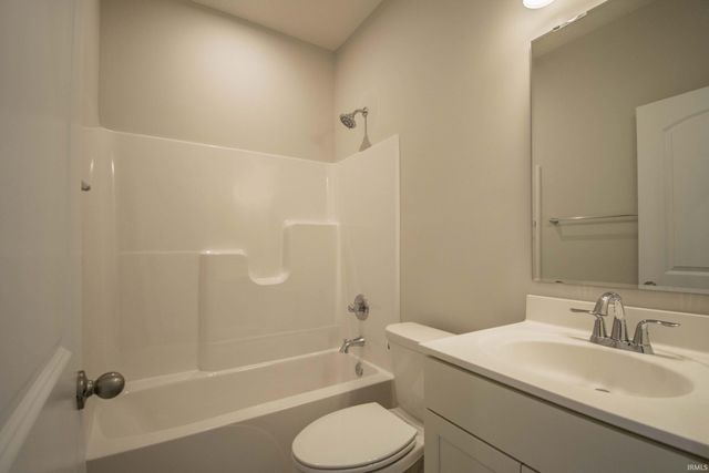 4684 Jackson Drive, Newburgh, IN 47630
