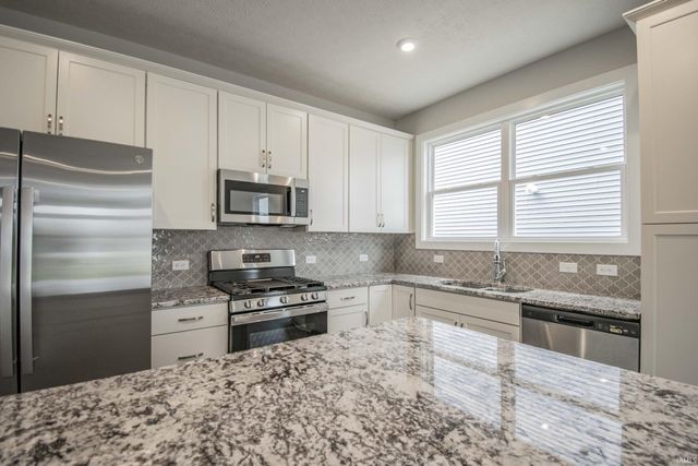4684 Jackson Drive, Newburgh, IN 47630