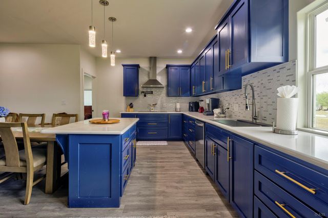 135 Wilbarger Bend RD, Bastrop, TX 78602