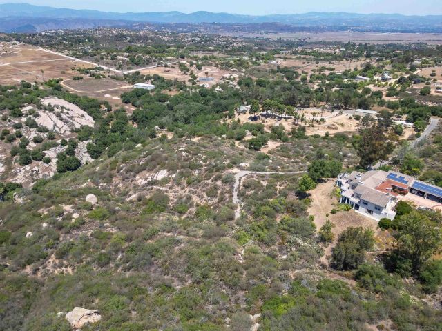 000 Highland Valley Road 2, Ramona, CA 92065