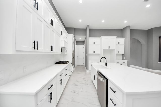 30 Road 66111, Dayton, TX 77535