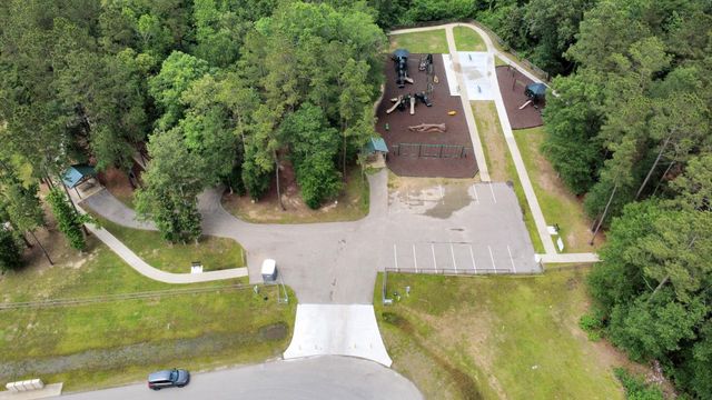 30 Road 66111, Dayton, TX 77535