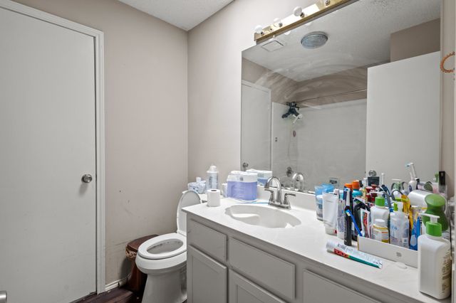 710 Running Creek Drive, Arlington, TX 76001