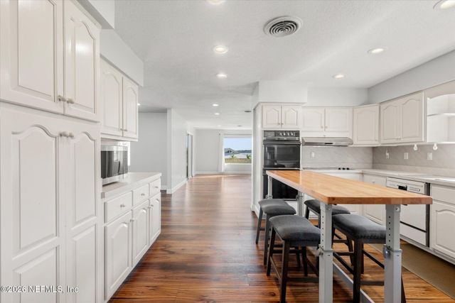 730 N PARK Street, Crescent City, FL 32112