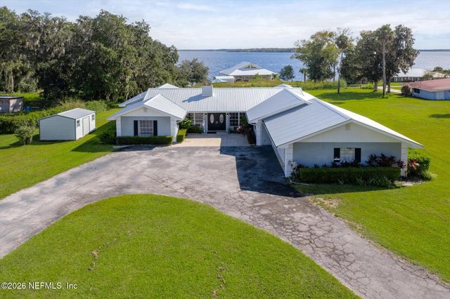 730 N PARK Street, Crescent City, FL 32112