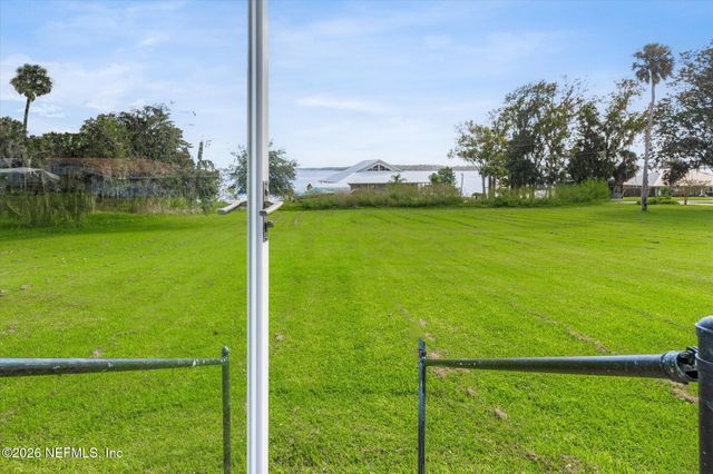 730 N PARK Street, Crescent City, FL 32112