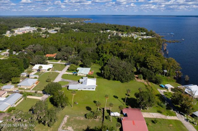 730 N PARK Street, Crescent City, FL 32112