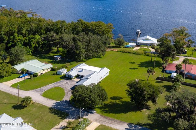 730 N PARK Street, Crescent City, FL 32112