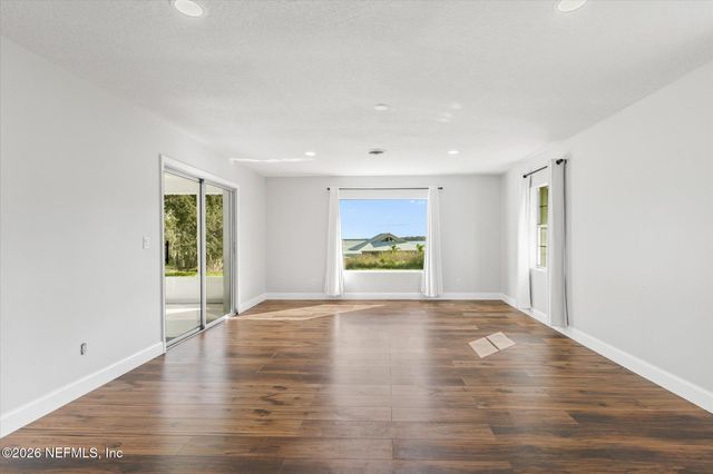 730 N PARK Street, Crescent City, FL 32112