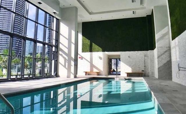 1010 Brickell Ave 2511, Miami, FL 33131