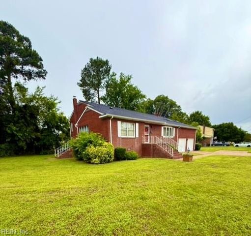 124 Southerland DR, Hampton, VA 23669