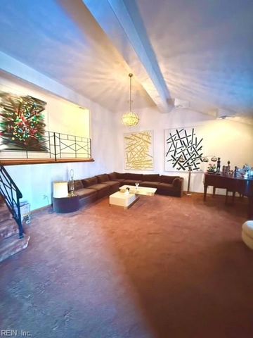 124 Southerland DR, Hampton, VA 23669
