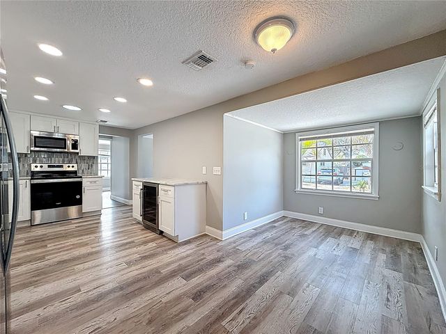 1125 MICHIGAN DRIVE N, Dunedin, FL 34698