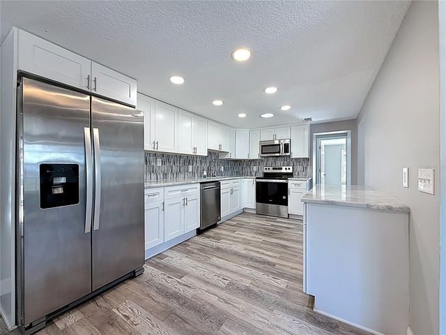 1125 MICHIGAN DRIVE N, Dunedin, FL 34698